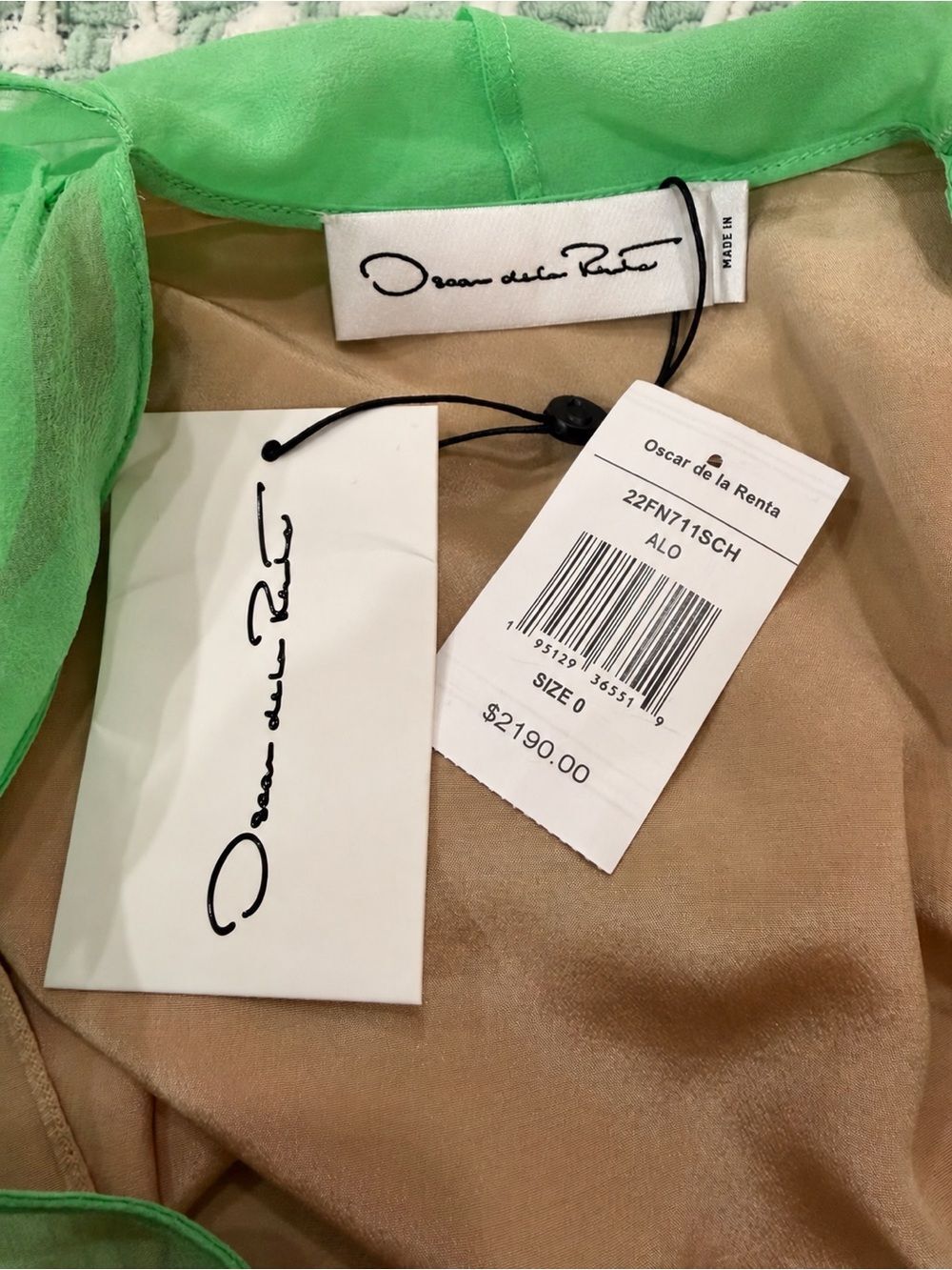 NWT OSCAR DE LA RENTA Silk Chiffon Tie Neck Blouse Cami Size 0, MADE IN ITALY - Picture 6 of 7